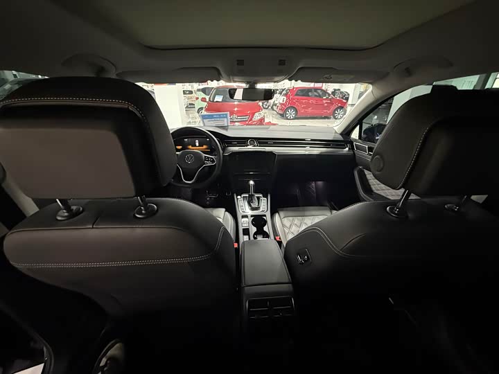 Фото 6 - Volkswagen Magotan