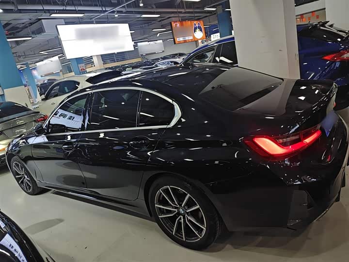 Фото 5 - BMW 3 Series