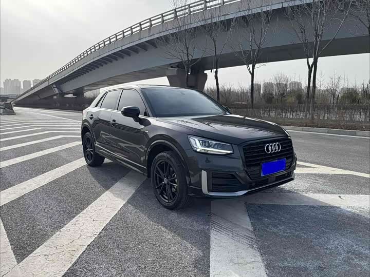 Фото 2 - Audi Q2L