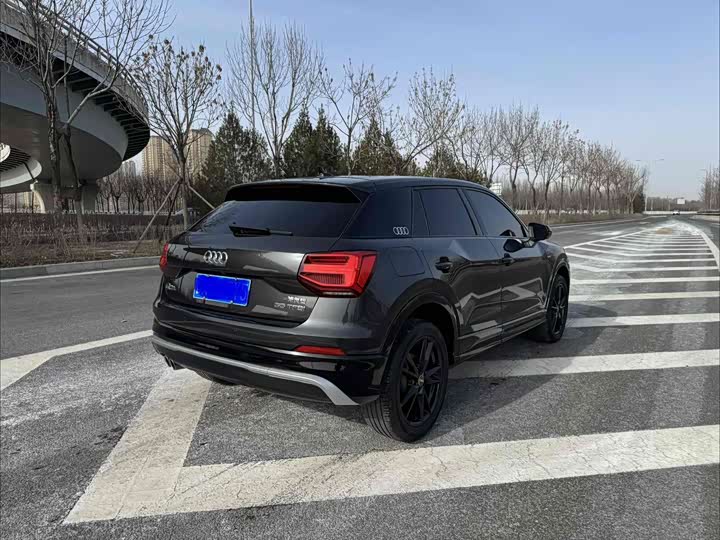 Фото 5 - Audi Q2L