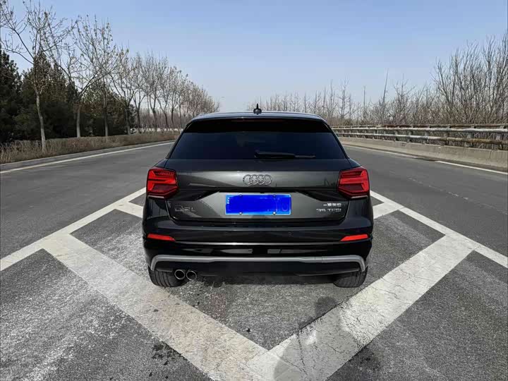 Фото 6 - Audi Q2L