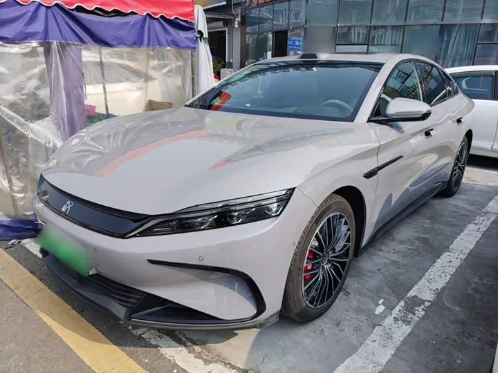 Фото 2 - BYD Han