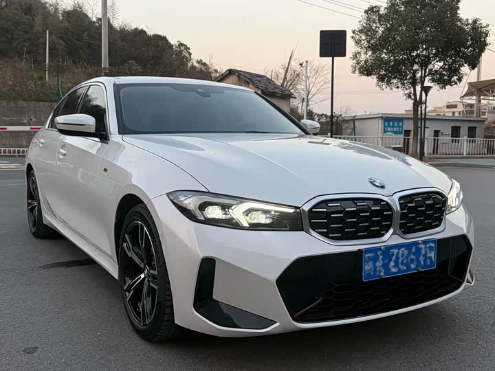 Фото 3 - BMW 3 Series