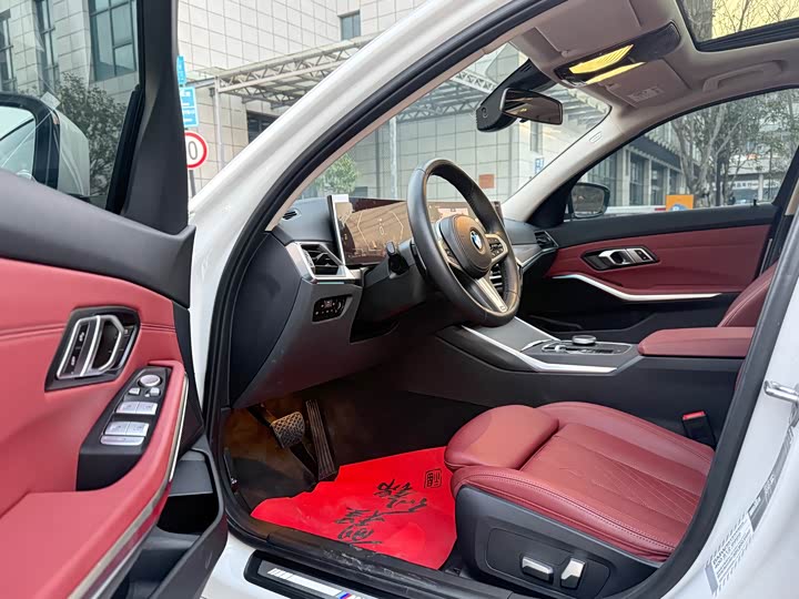 Фото 5 - BMW 3 Series