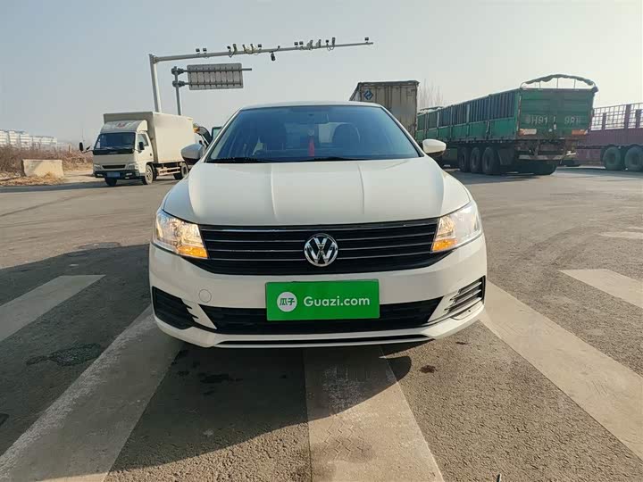 Фото 3 - Volkswagen Lavida