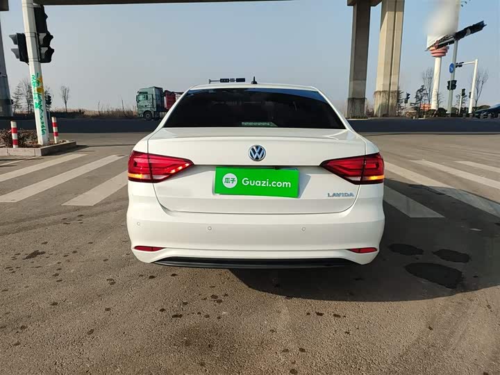 Фото 6 - Volkswagen Lavida