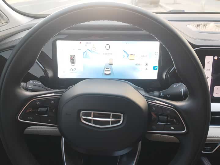 Фото 4 - Geely Monjaro