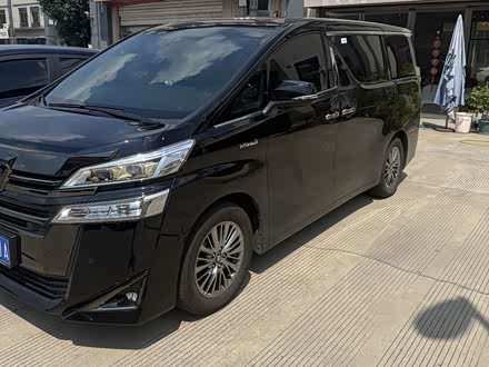Фото 1 - Toyota Vellfire