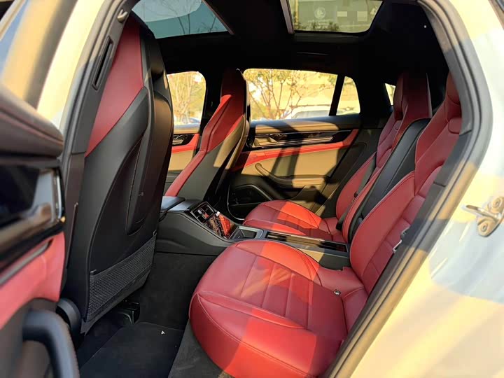 Фото 5 - Porsche Panamera