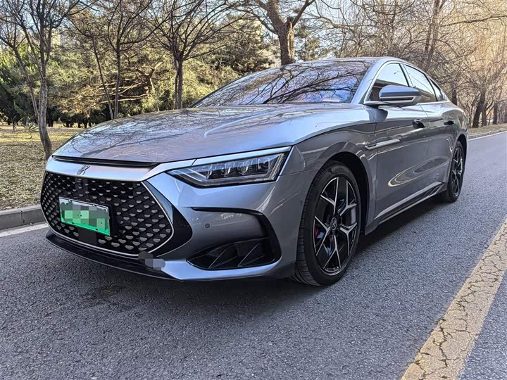 Фото 1 - BYD Han