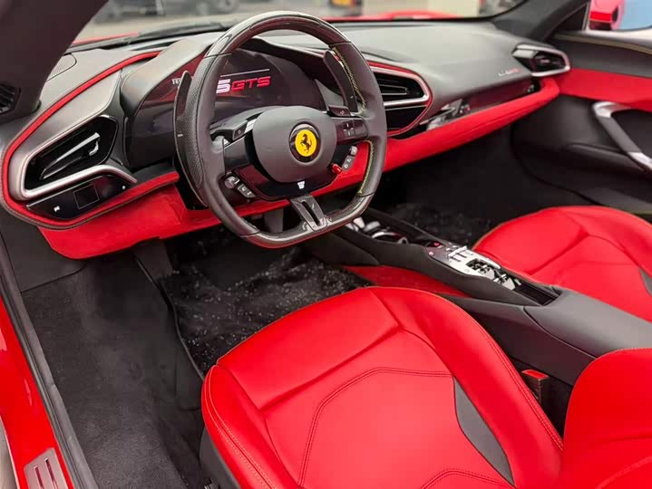 Фото 4 - Ferrari 296