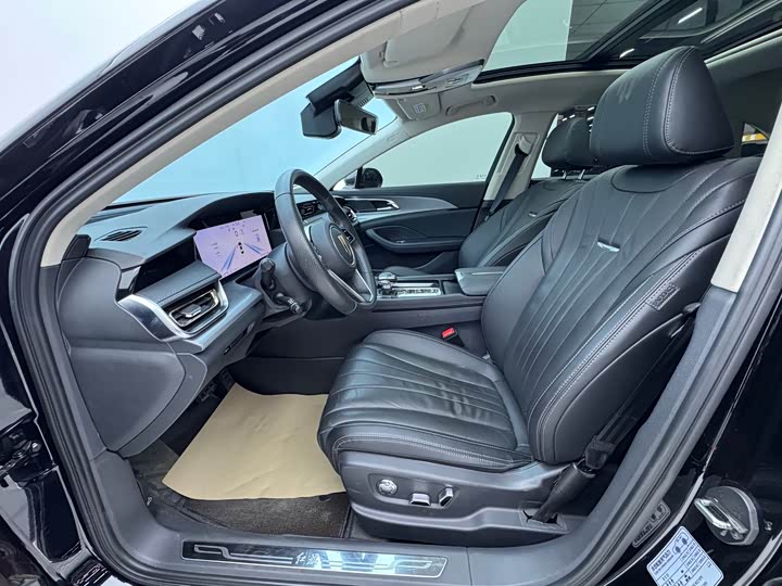 Фото 7 - Hongqi H5