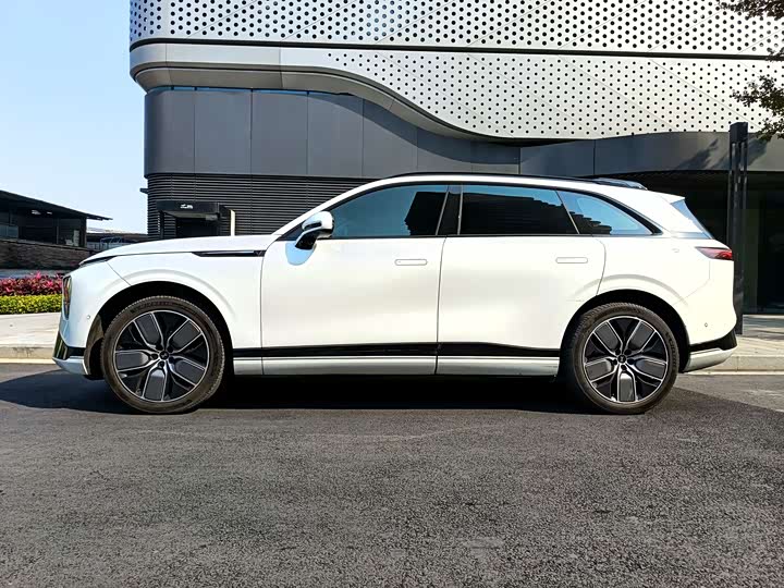 Фото 9 - XPeng G9