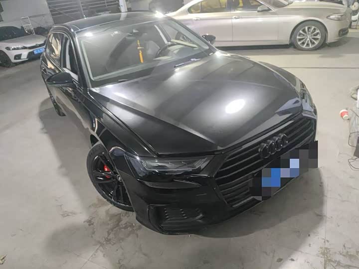 Фото 2 - Audi A6