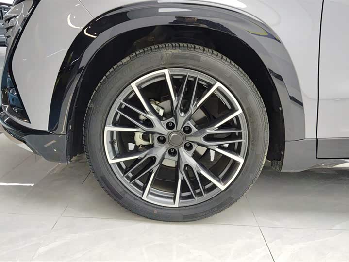 Фото 6 - Changan UNI-T