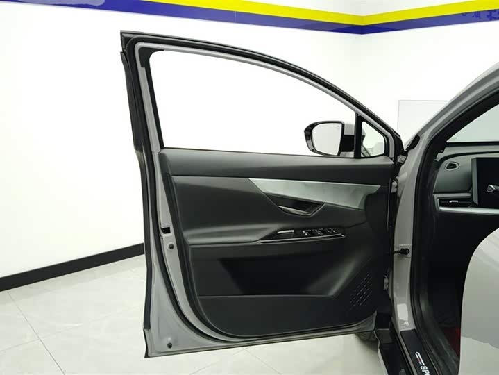 Фото 7 - Changan UNI-T