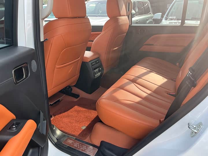 Фото 8 - Haval H9