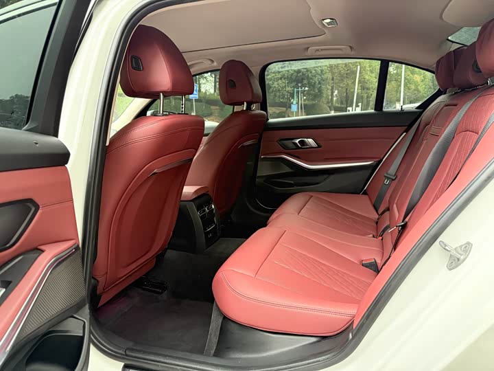 Фото 9 - BMW 3 Series