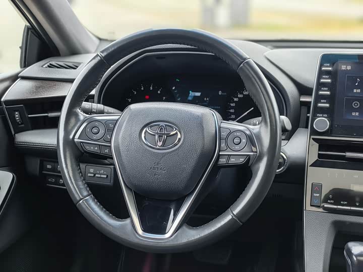 Фото 9 - Toyota Avalon