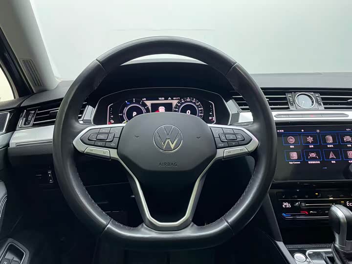 Фото 9 - Volkswagen Magotan GTE Hybrid