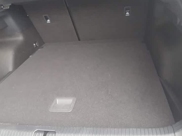 Фото 4 - Volkswagen Tiguan X