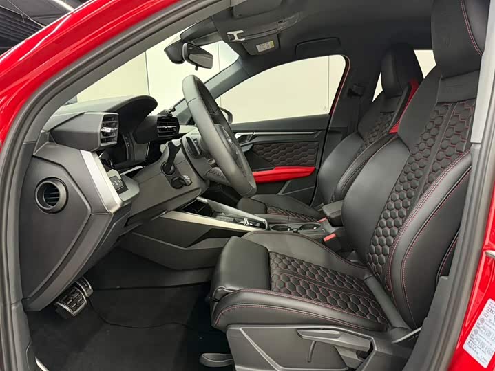 Фото 9 - Audi A3