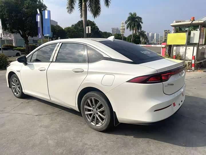 Фото 8 - GAC Aion S