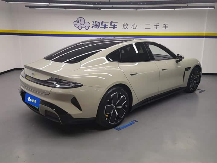 Фото 3 - Xiaomi SU7