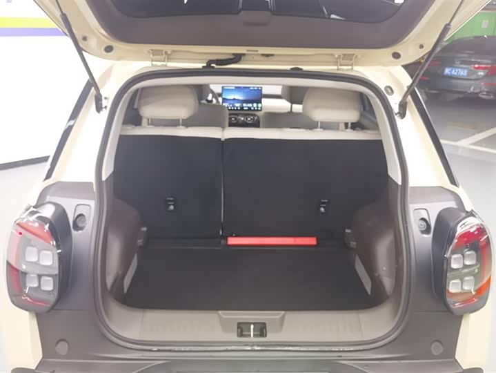 Фото 4 - GAC Aion UT