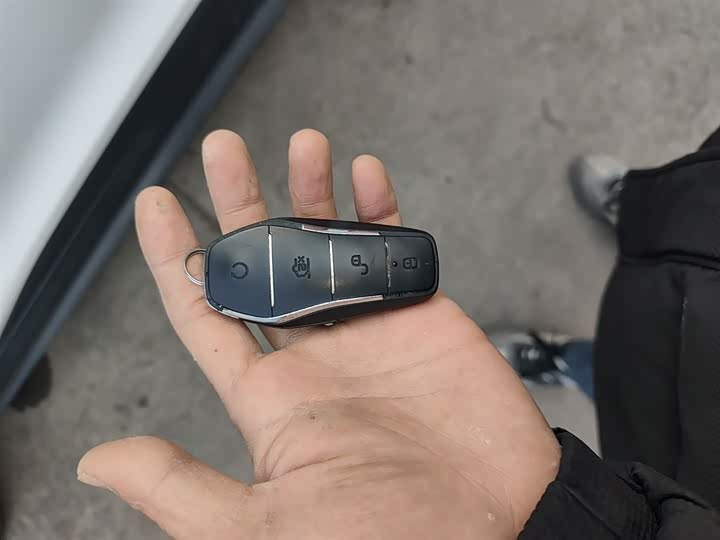 Фото 9 - BYD Yuan Pro