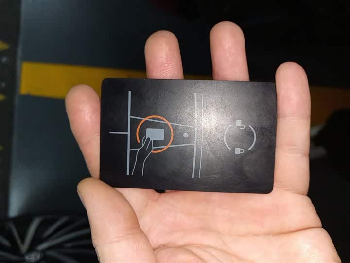 Фото 9 - Tesla Model 3