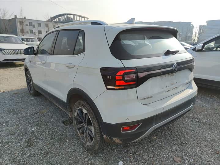 Фото 5 - Volkswagen Tacqua