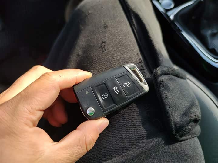 Фото 8 - Volkswagen Tacqua