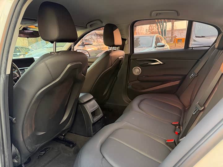 Фото 5 - BMW 1 Series