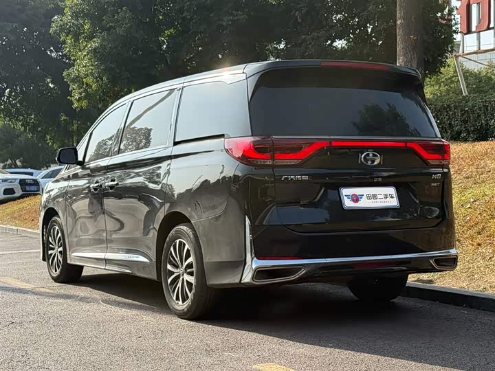 Фото 4 - GAC Trumpchi M8