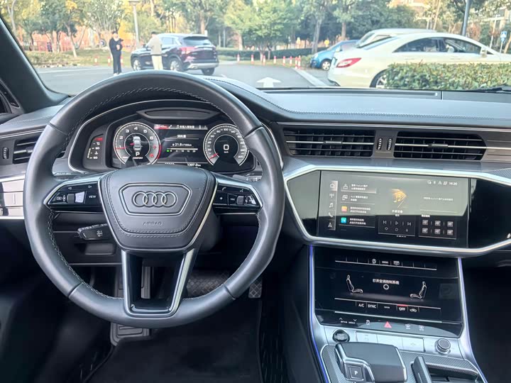Фото 8 - Audi A6L