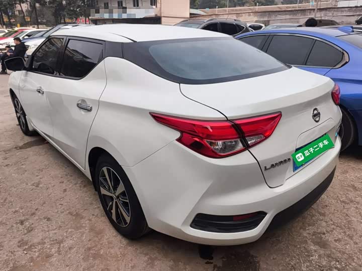 Фото 5 - Nissan Lannia