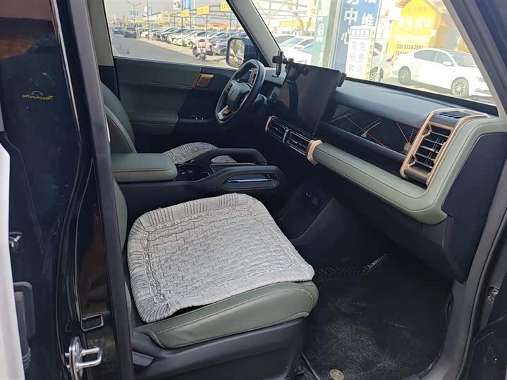 Фото 8 - Chery iCar 03