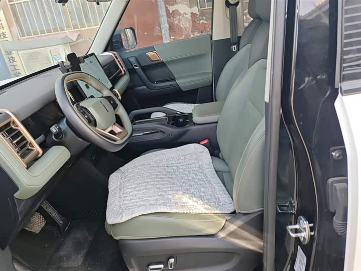 Фото 9 - Chery iCar 03