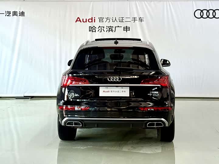 Фото 2 - Audi Q5L