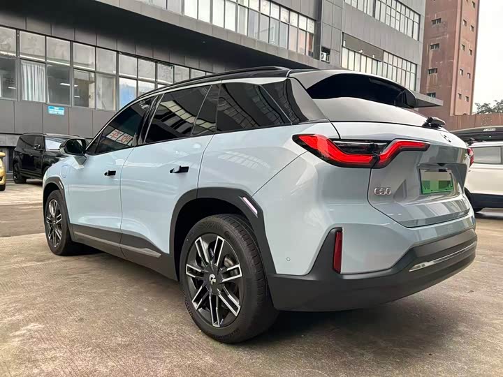 Фото 7 - Nio ES6