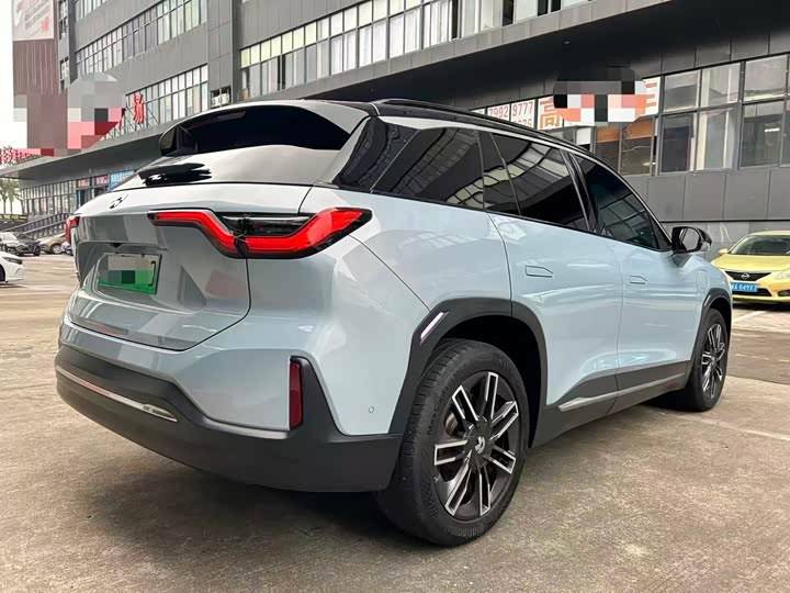 Фото 9 - Nio ES6