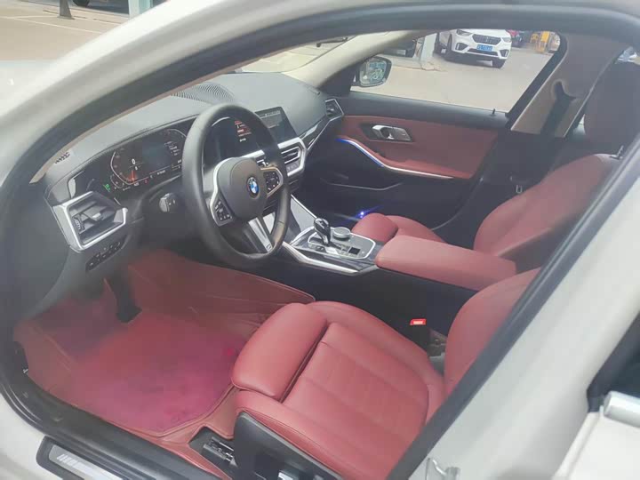 Фото 9 - BMW 3 Series