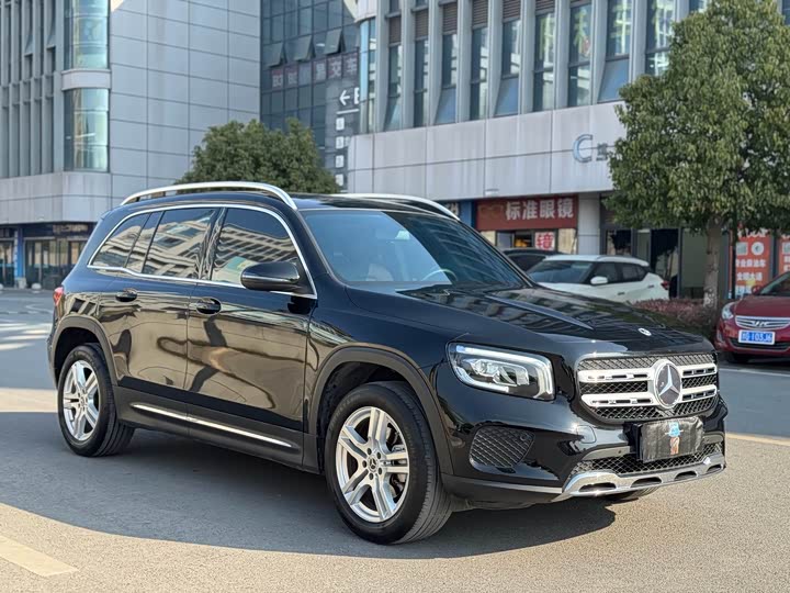 Фото 3 - Mercedes-Benz GLB-Class