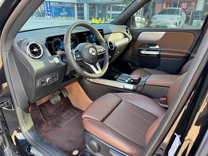 Фото 5 - Mercedes-Benz GLB-Class