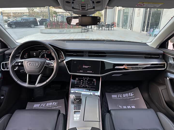 Фото 9 - Audi A6L