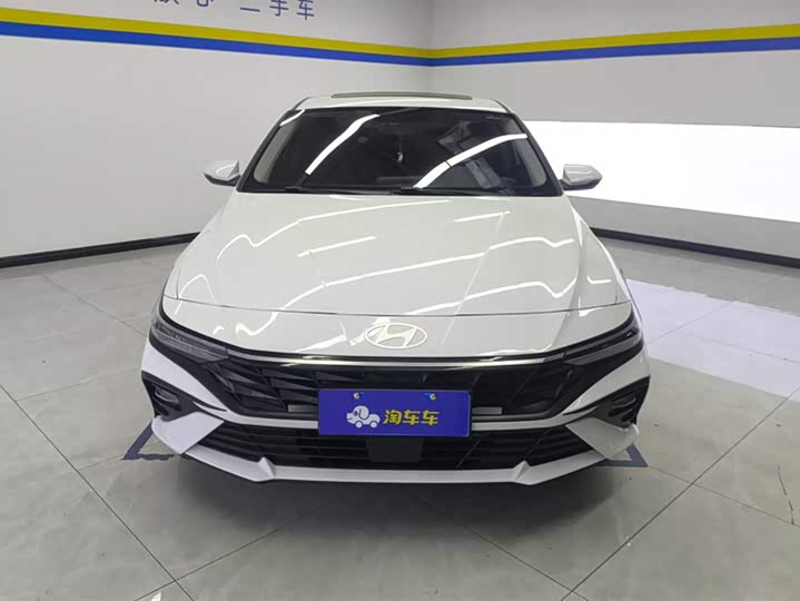 Фото 2 - Hyundai Elantra N line