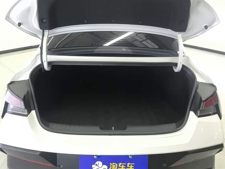 Фото 4 - Hyundai Elantra N line