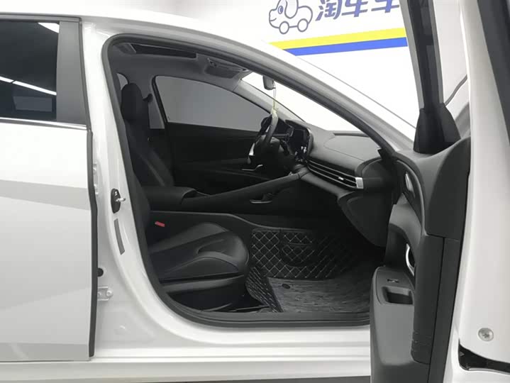 Фото 8 - Hyundai Elantra N line