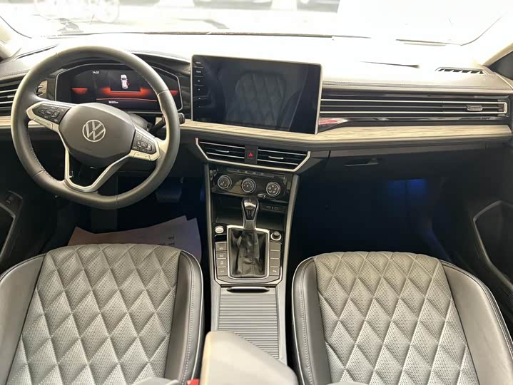 Фото 9 - Volkswagen Sagitar L